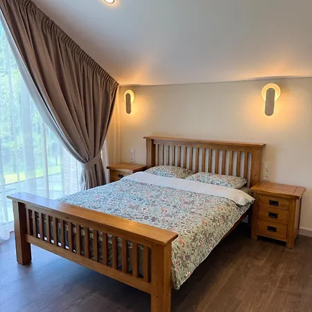 Riverside Apartament